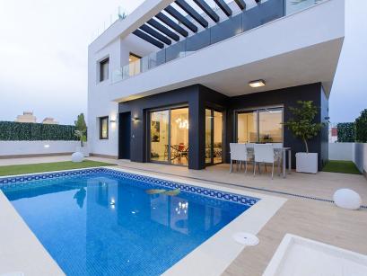 Private villa with pool